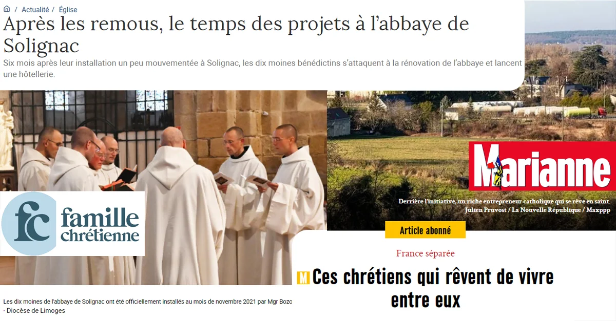 Monasphère se fait discret. Les moines prennent la pose.